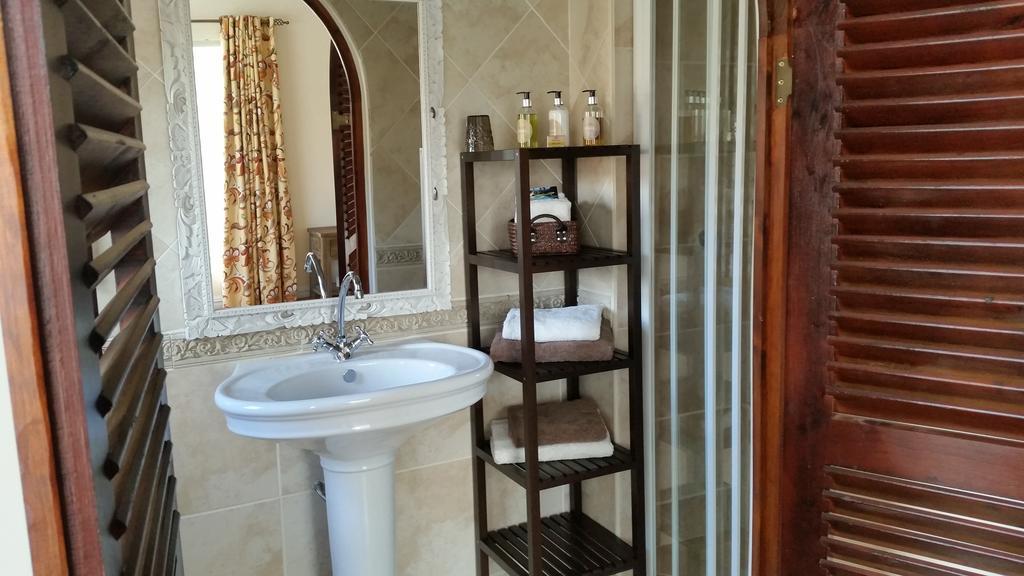 African Tulip Guesthouse 툴바흐 외부 사진